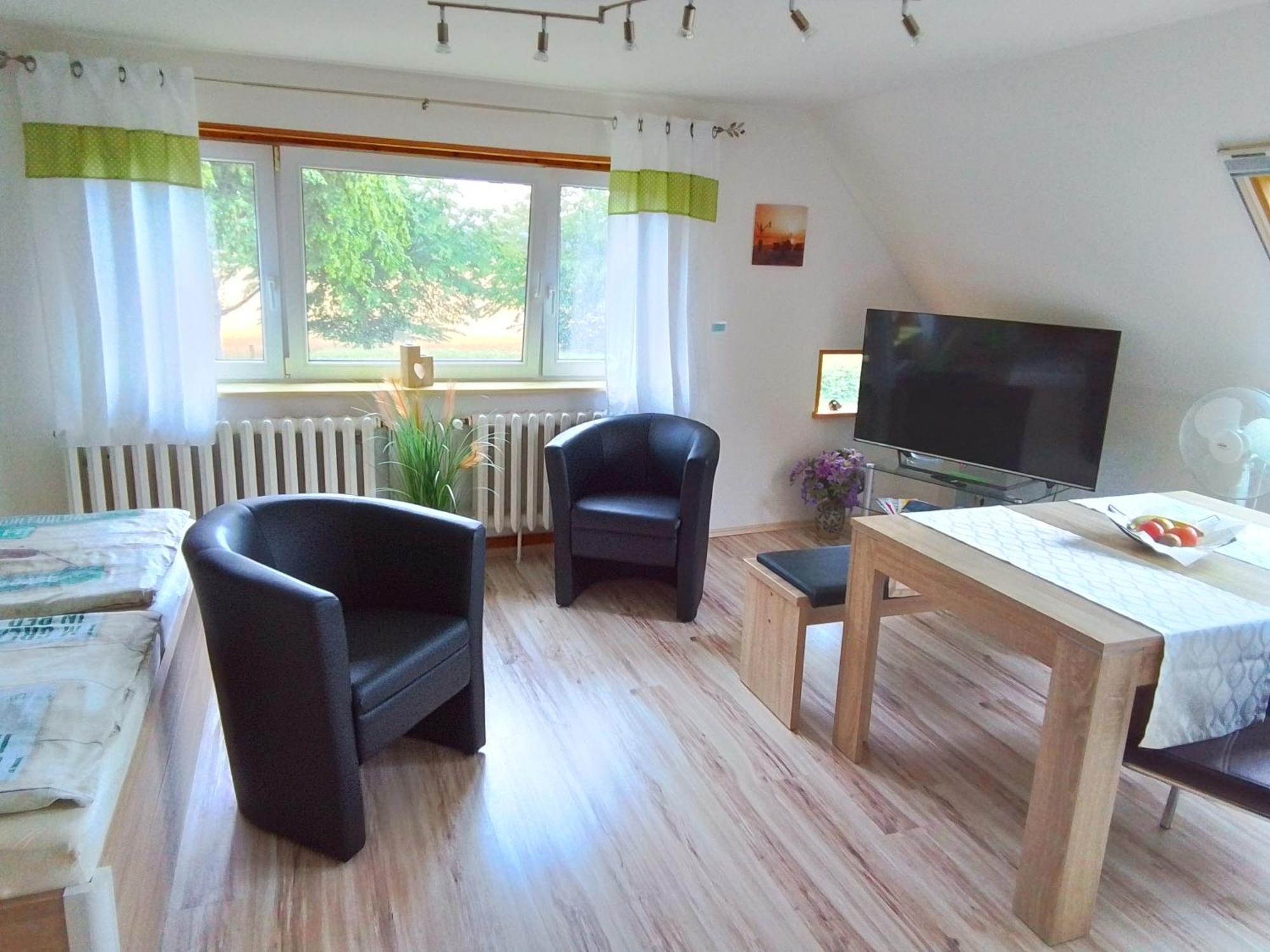 Haus Im Wind Apartment Putbus Ngoại thất bức ảnh